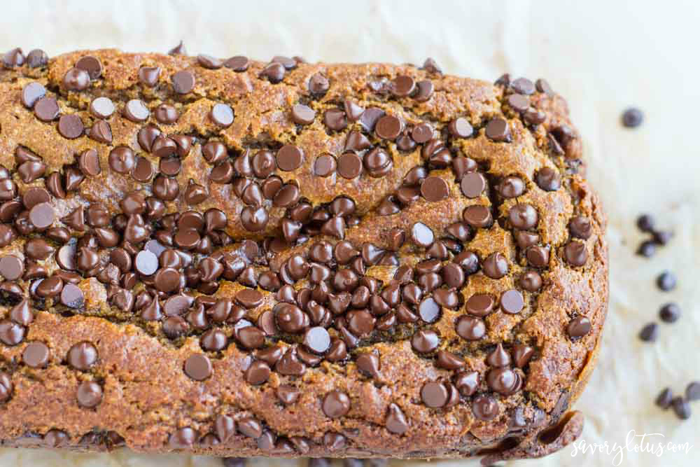 paleo pumpkin chocolate chip bread